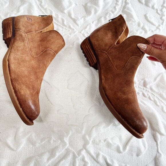 Born Beth Ankle Booties Size 7.5 New - Picture 7 of 9